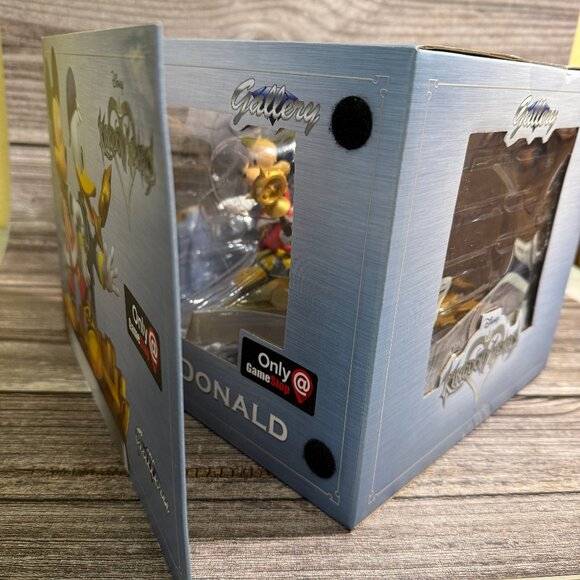 DISNEY Gallery Kingdom Hearts "Mickey & Donald” Diamond Select Toys NIB 2018 - Picture 10 of 10